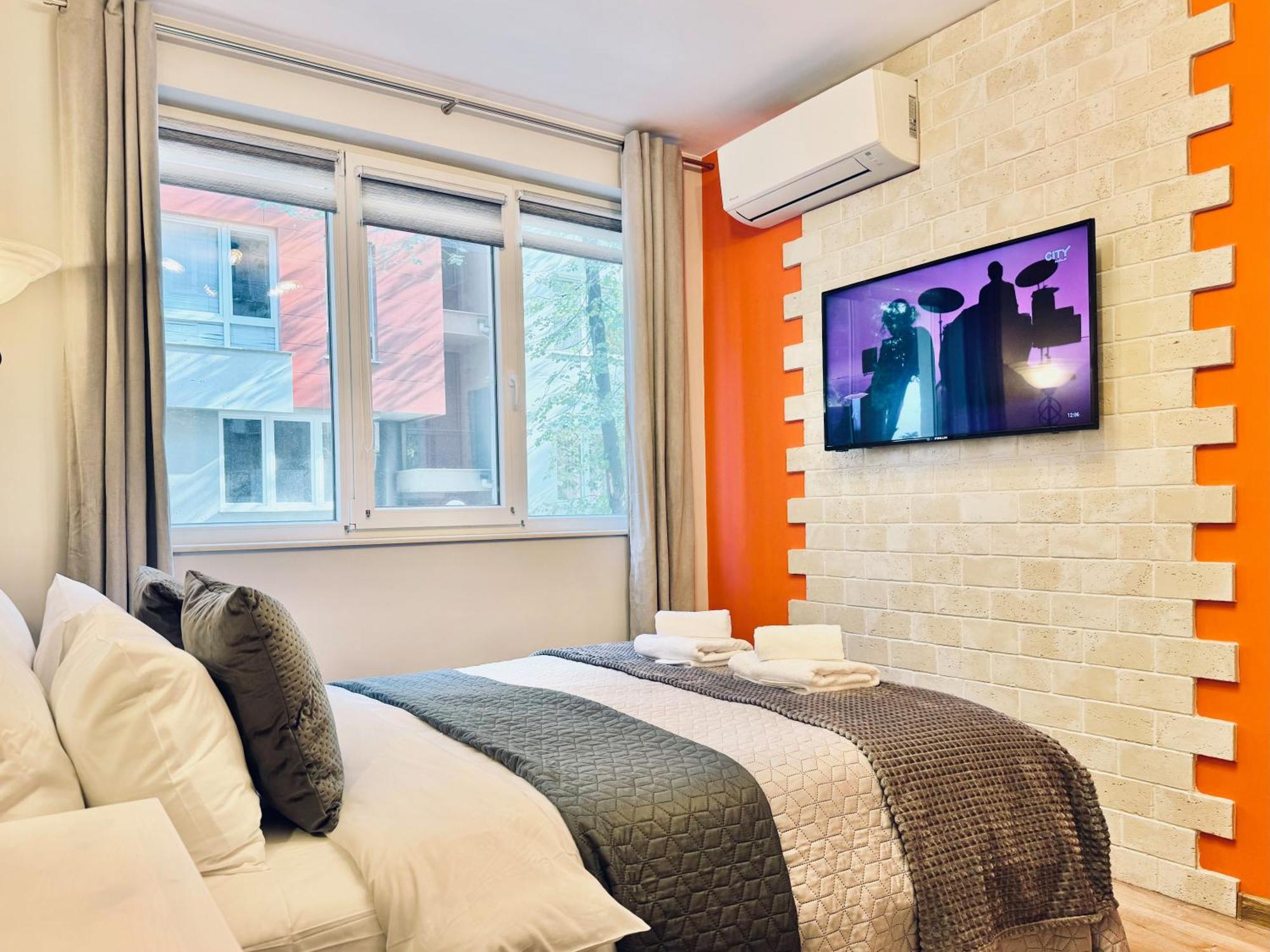 Top Centre 2Bed Apartment For 5 Guests 2 Minutes From High Street Plovdiv Buitenkant foto