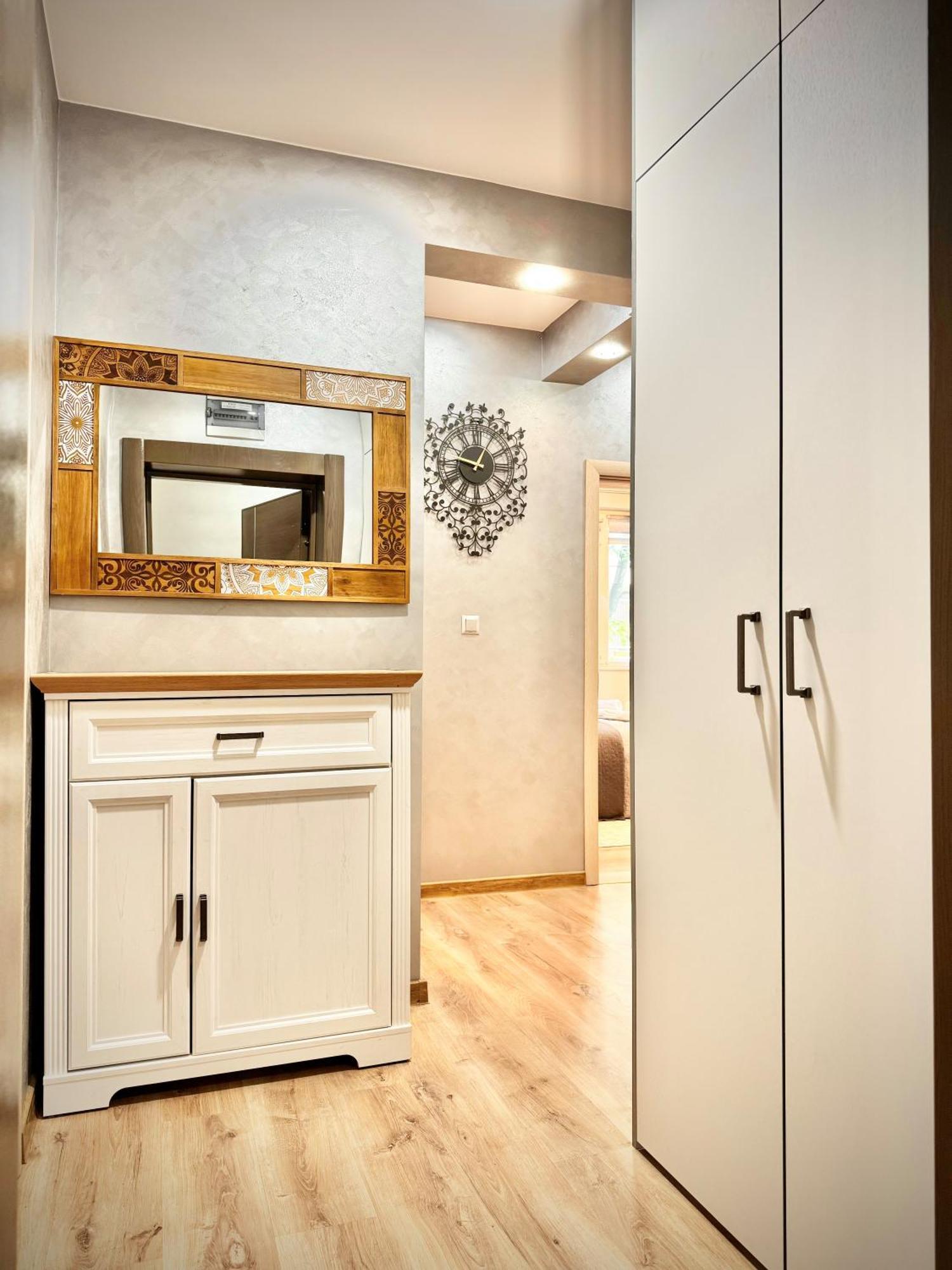 Top Centre 2Bed Apartment For 5 Guests 2 Minutes From High Street Plovdiv Buitenkant foto