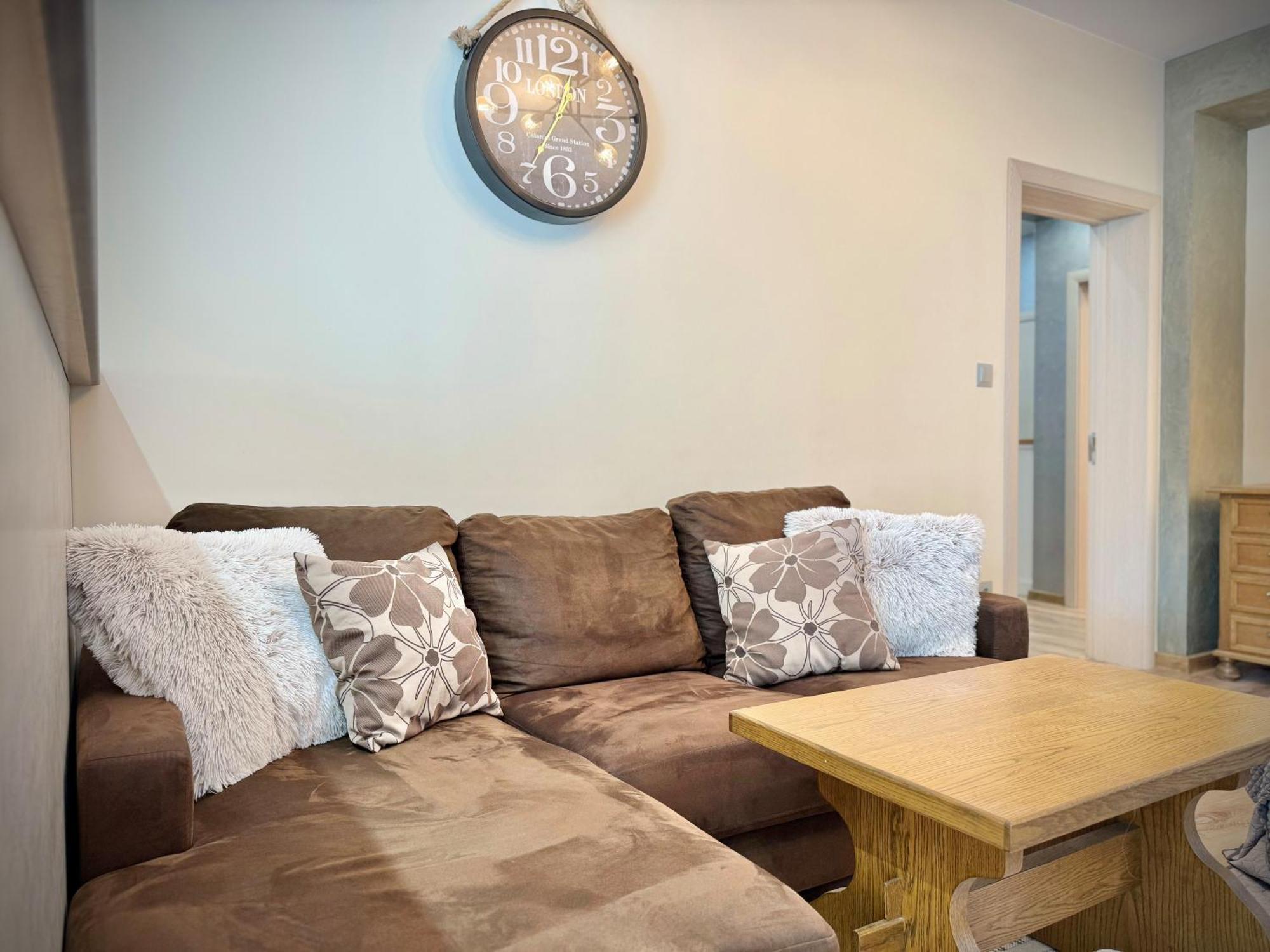 Top Centre 2Bed Apartment For 5 Guests 2 Minutes From High Street Plovdiv Buitenkant foto