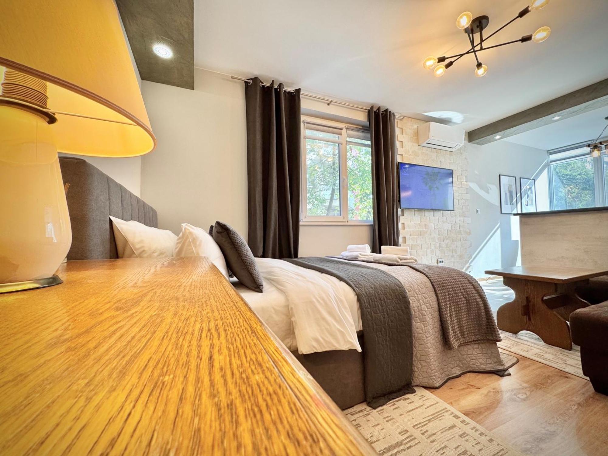 Top Centre 2Bed Apartment For 5 Guests 2 Minutes From High Street Plovdiv Buitenkant foto
